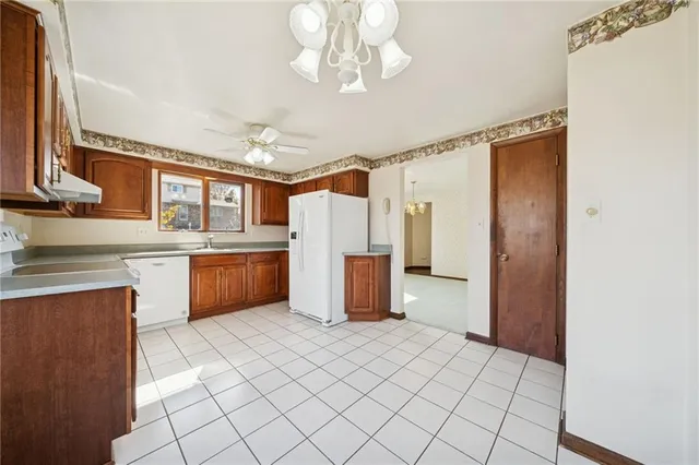 $320,000 | 806 Golfview Drive, McKeesport, PA 15135