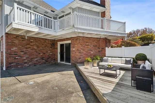 $320,000 | 806 Golfview Drive, McKeesport, PA 15135