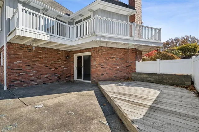 $320,000 | 806 Golfview Drive, McKeesport, PA 15135