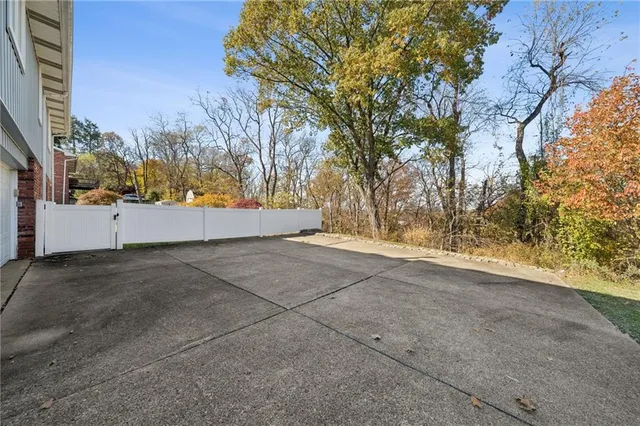 $320,000 | 806 Golfview Drive, McKeesport, PA 15135