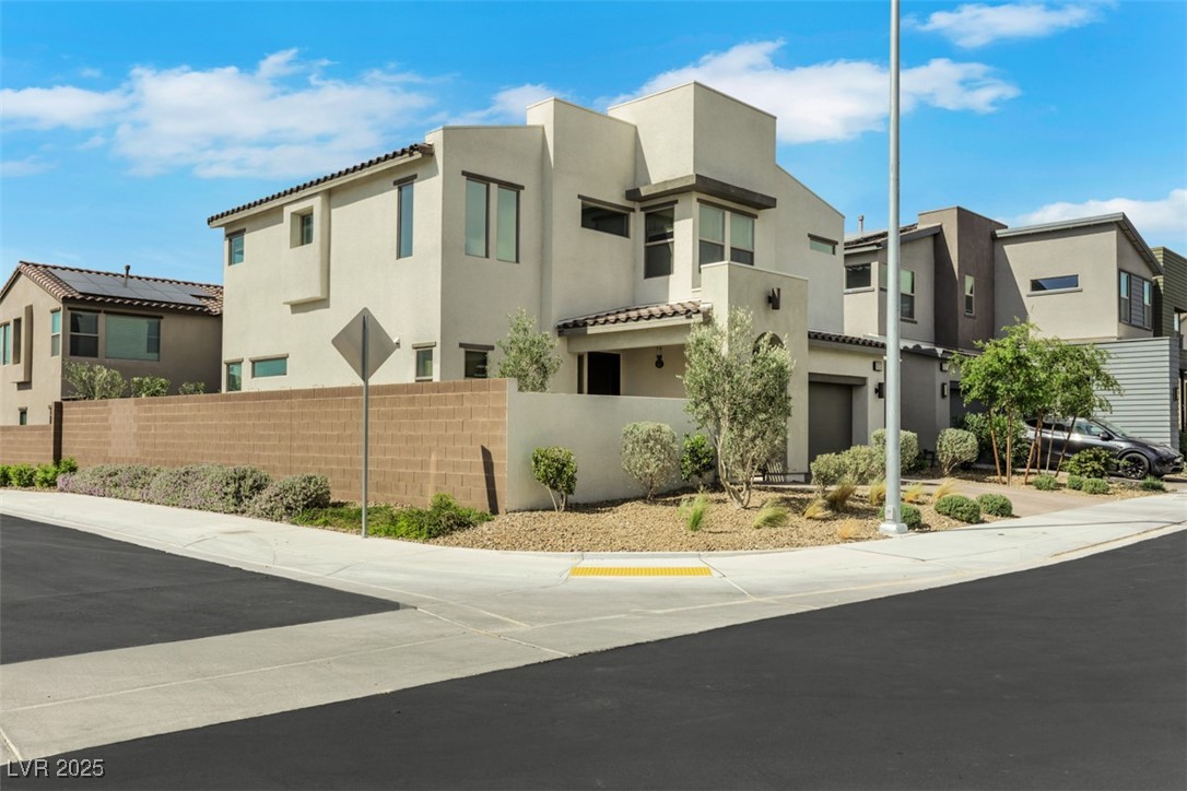 513 Monarch Ridge Court North Las Vegas, NV 89084 - Photo 4 of 54