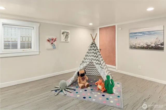 $898,000 | 7117 12th Avenue Northeast, Seattle, WA 98115