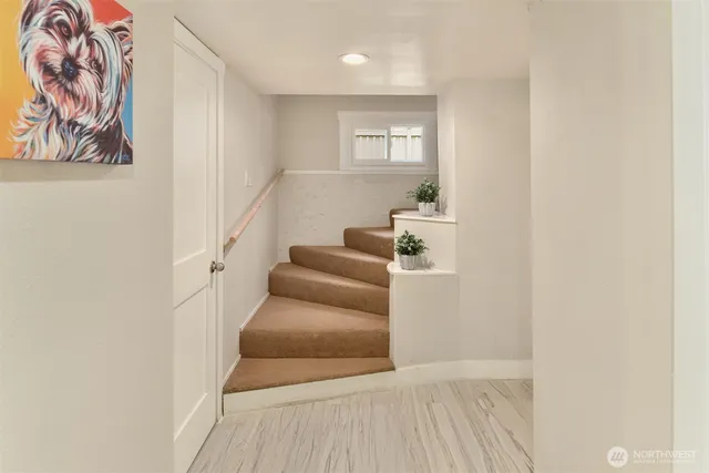 $898,000 | 7117 12th Avenue Northeast, Seattle, WA 98115