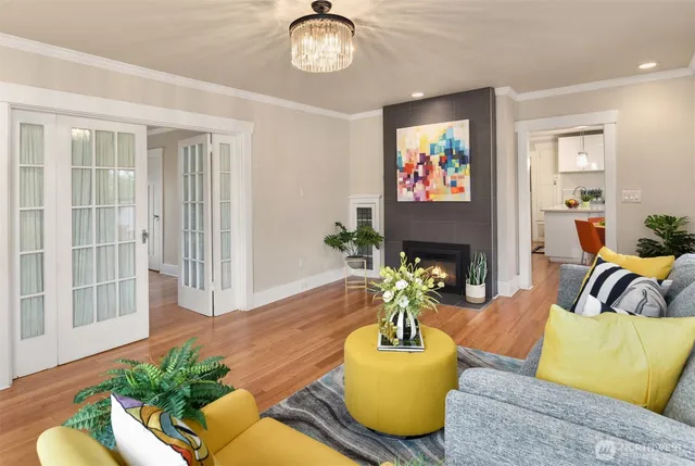 $898,000 | 7117 12th Avenue Northeast, Seattle, WA 98115