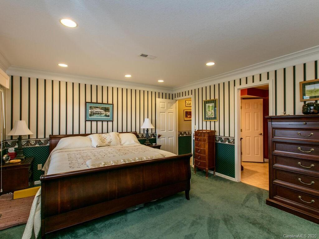 160 Sunny Ridge Road Laurel Park, NC 28739 - Photo 32 of 40