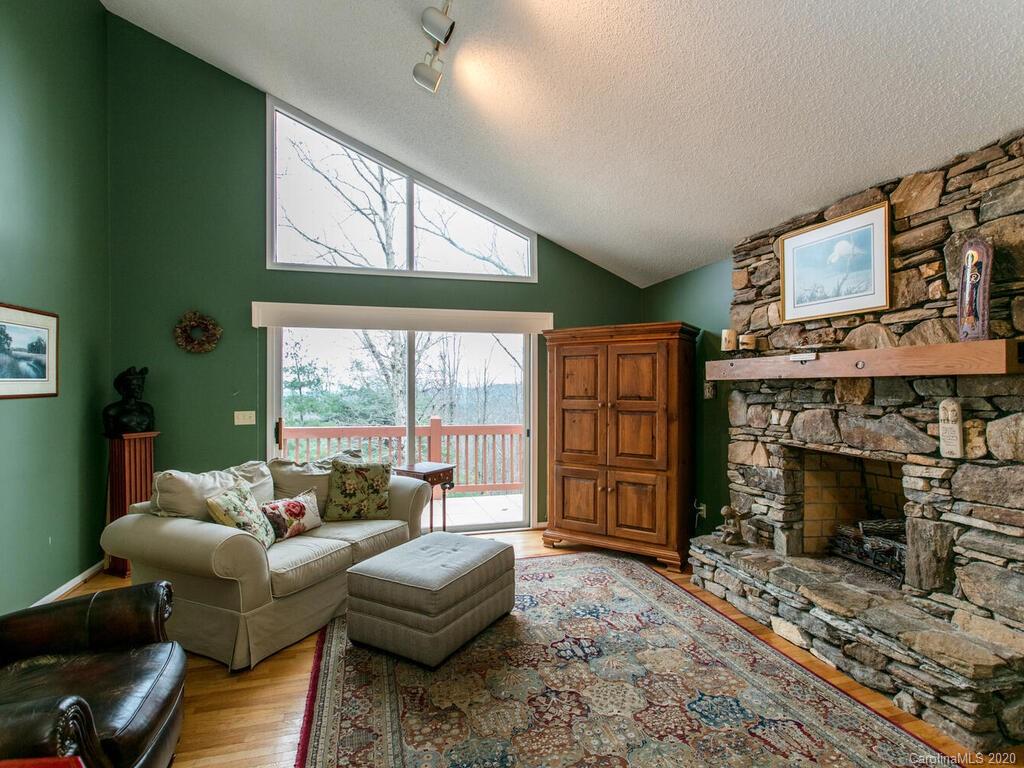 160 Sunny Ridge Road Laurel Park, NC 28739 - Photo 7 of 40