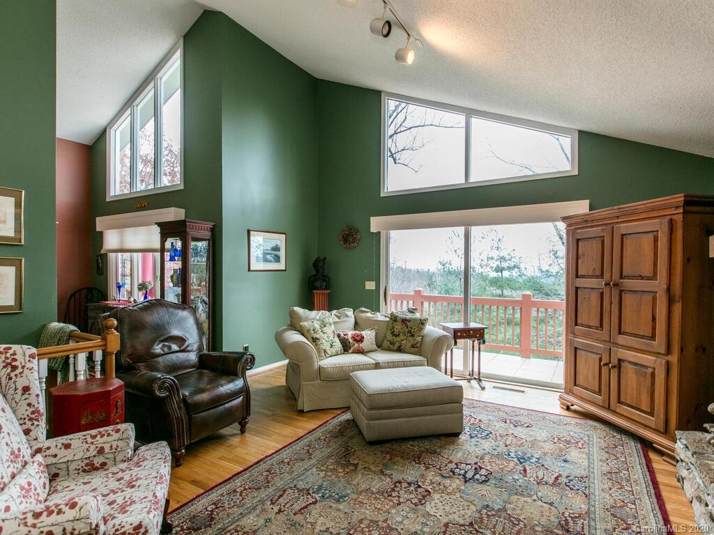 160 Sunny Ridge Road Laurel Park, NC 28739 - Photo 8 of 40