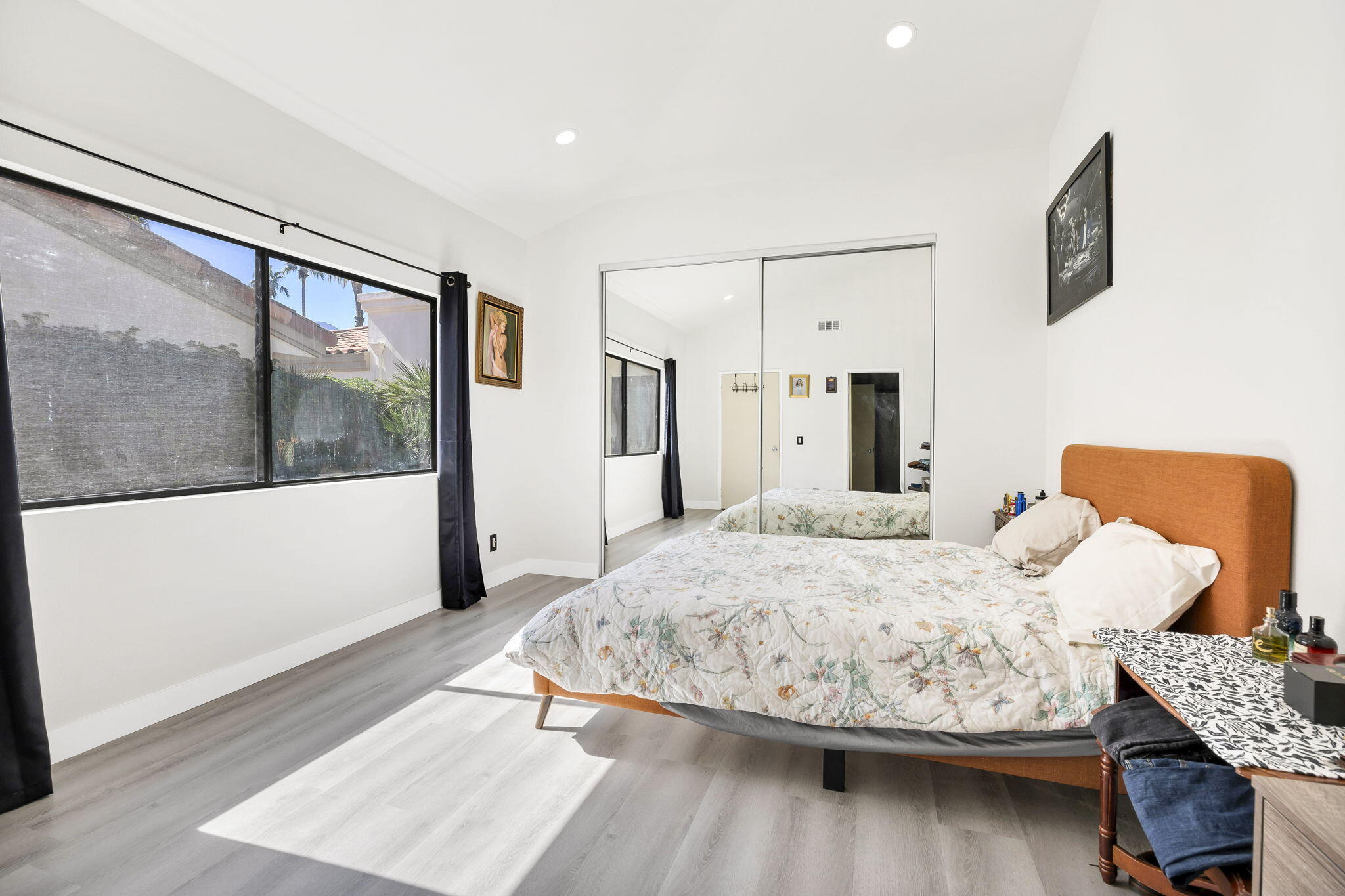 54880 Inverness Way La Quinta, CA 92253 - Photo 13 of 20 a bedroom with a bed and wooden floor
