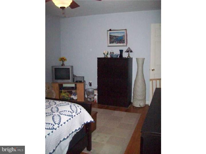 805 Crystle Road Aston, PA 19014 - Photo 10 of 14