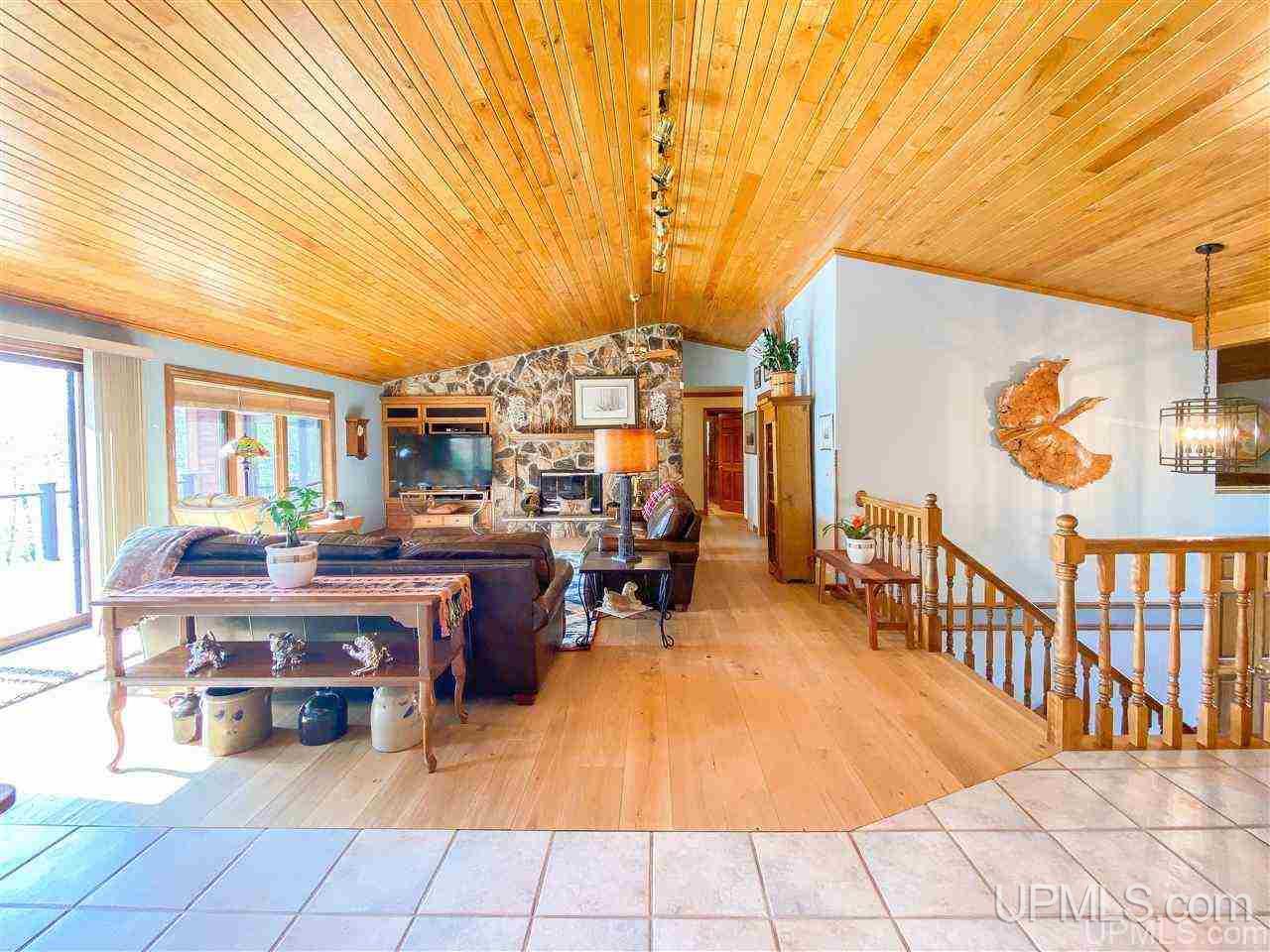 3837 East Shore Road Florence, WI 54121 - Photo 16 of 49 Gallery Image 16
