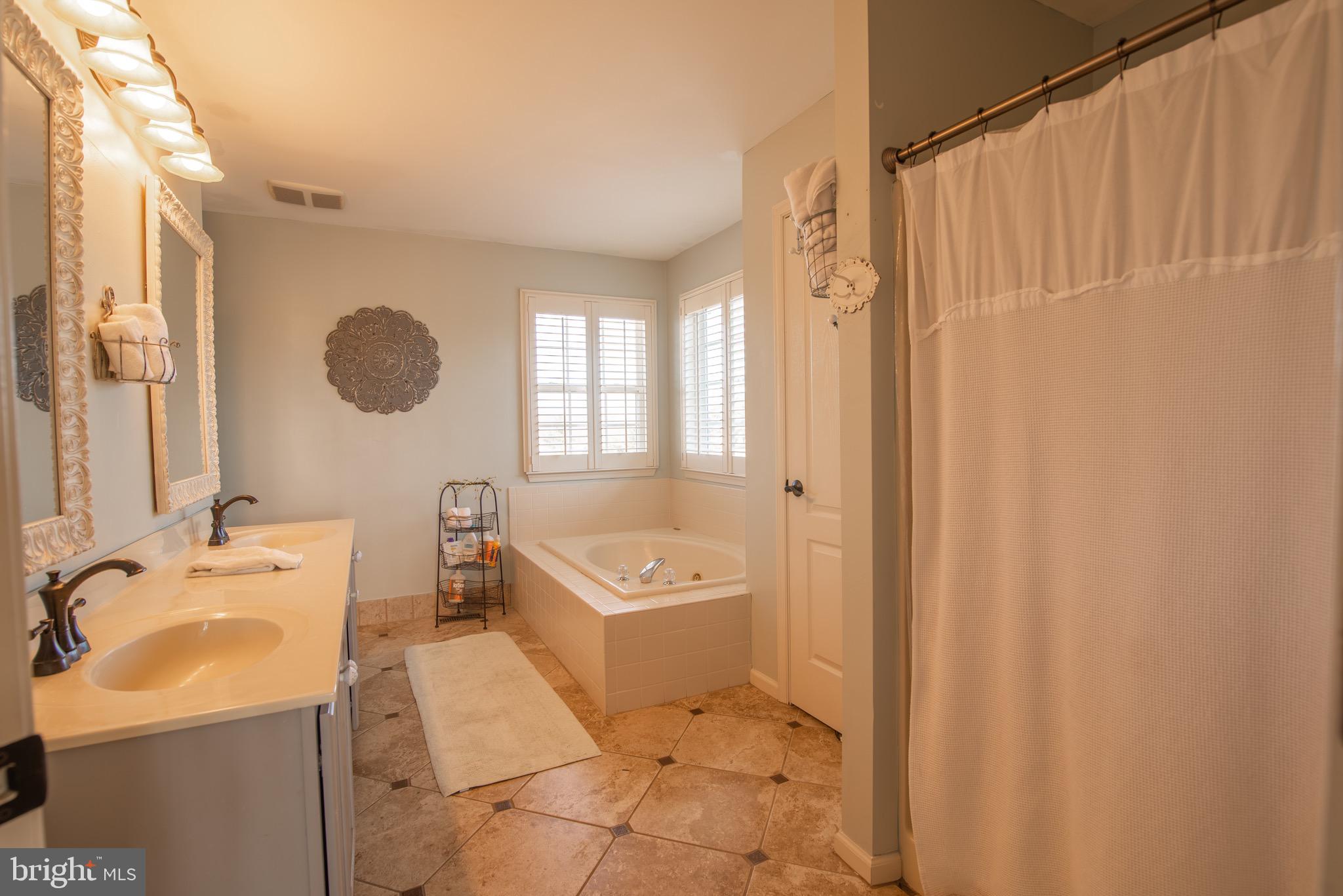 705 Rachael Drive Mickleton, NJ 08056 - Photo 13 of 33