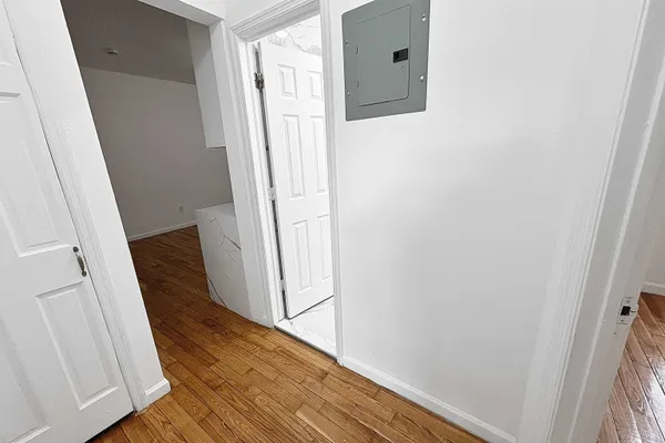 $2,000 | 35 Rock Street, Unit 25, Jersey City, NJ 07306