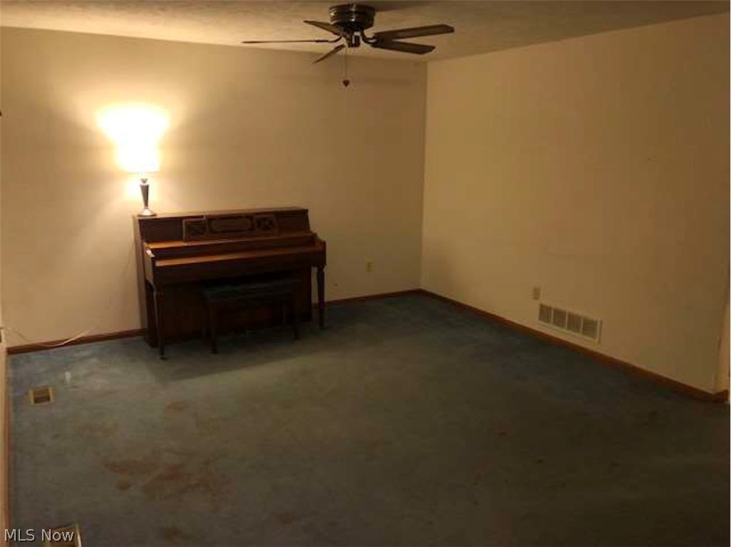 1750 Falkirk Road Madison, OH 44057 - Photo 3 of 19