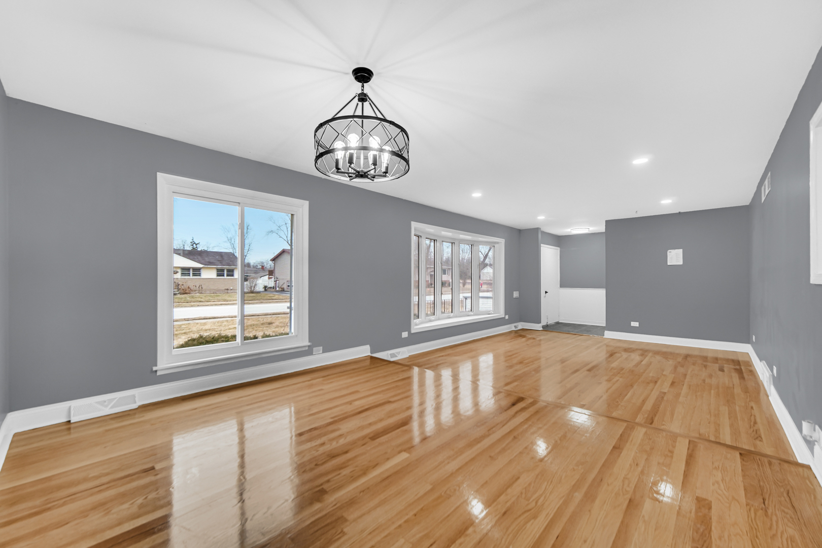533 Herman Street Crete, IL 60417 - Photo 3 of 27
