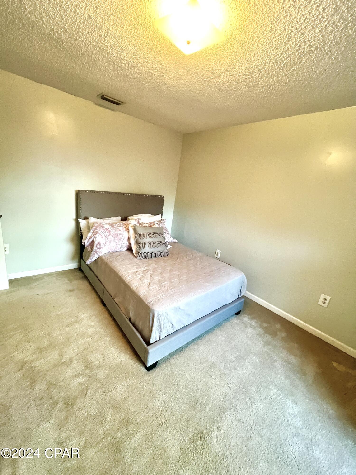 2176 Indiana Avenue Grand Ridge, FL 32442 - Photo 24 of 33 Gallery Image 24