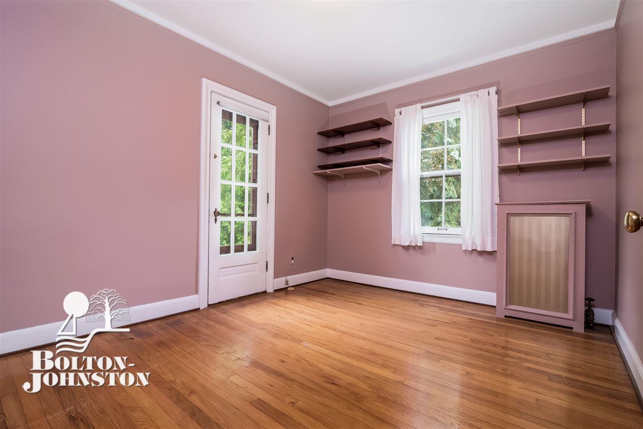 264 McMillan Road Grosse Pointe Farms, MI 48236 - Photo 19 of 38