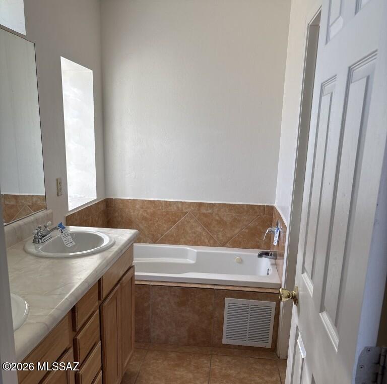 1791 Fritz Court Rio Rico, AZ 85648 - Photo 6 of 11 Gallery Image 6