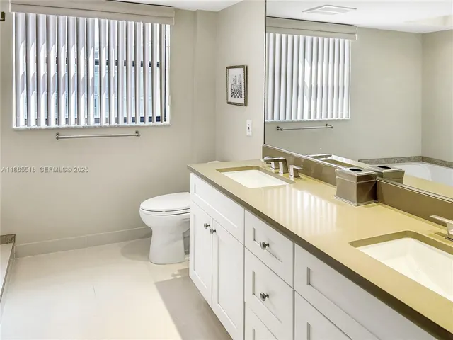 $2,800 | 7300 Radice Court, Unit 707, Lauderhill, FL 33319