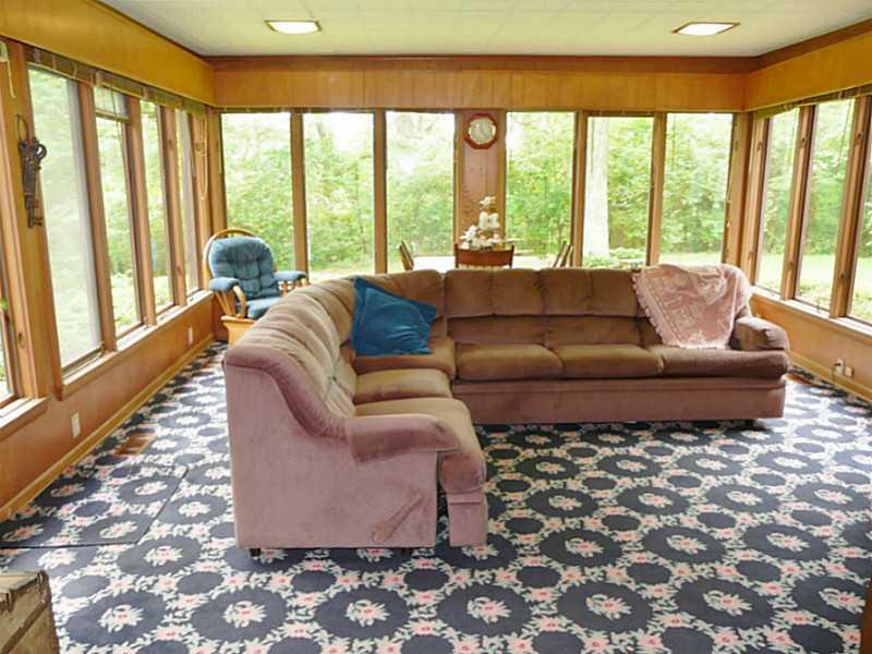 1515 Van Buskirk Road Anderson, IN 46011 - Photo 5 of 24 Gallery Image 5