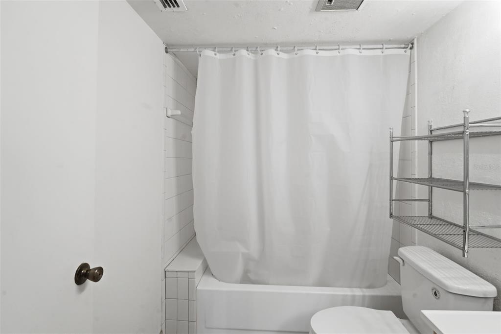 1712 Pine Ridge Road Sanford, FL 32773 - Photo 23 of 35