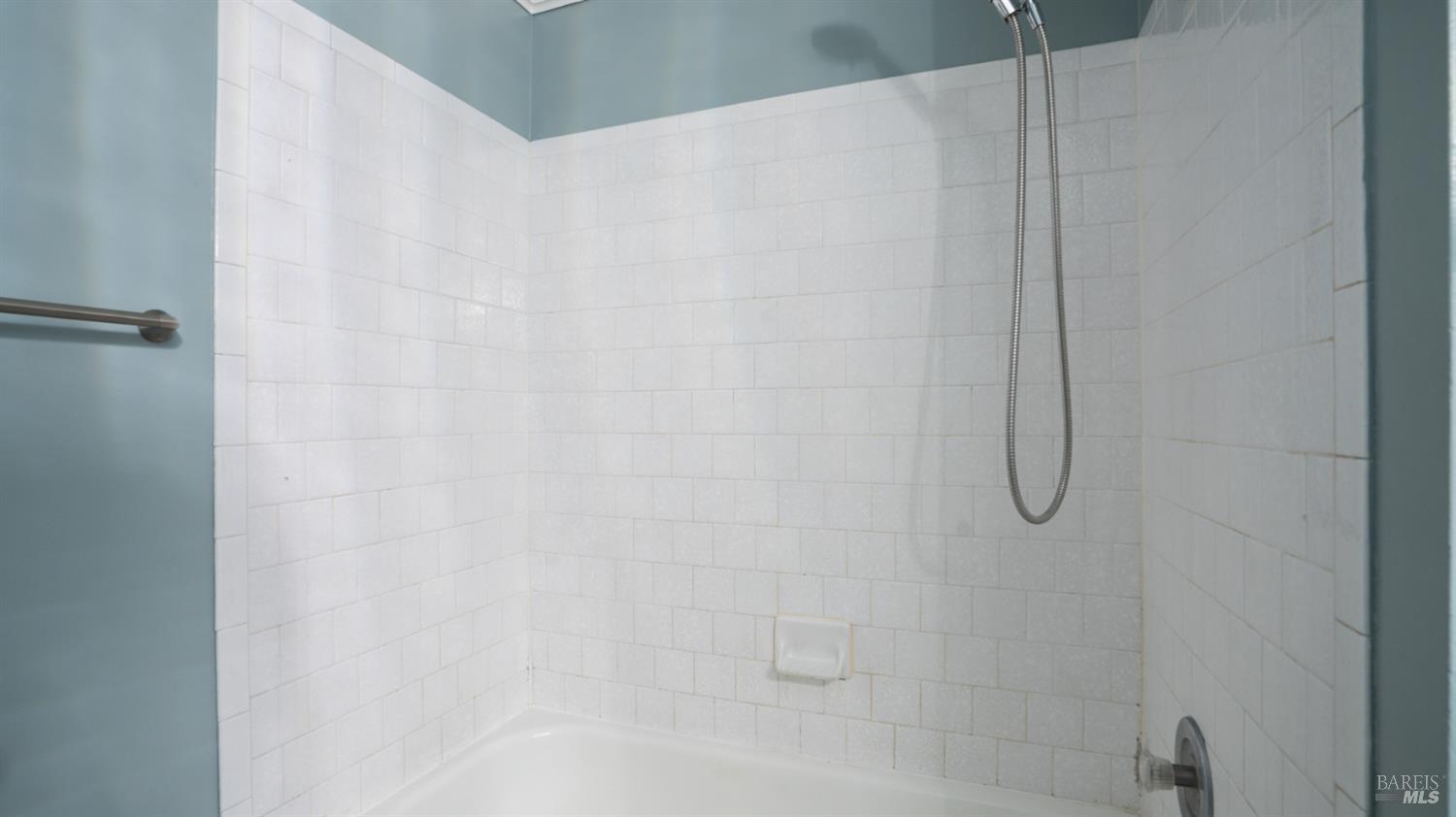 2306 Maher Drive Santa Rosa, CA 95405 - Photo 18 of 28 a bathroom with a shower