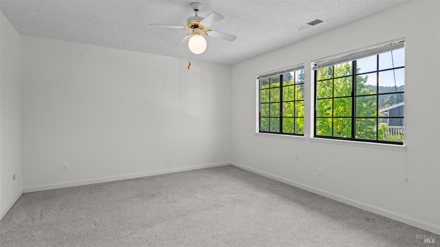 2306 Maher Drive Santa Rosa, CA 95405 - Photo 19 of 28 an empty room with a window