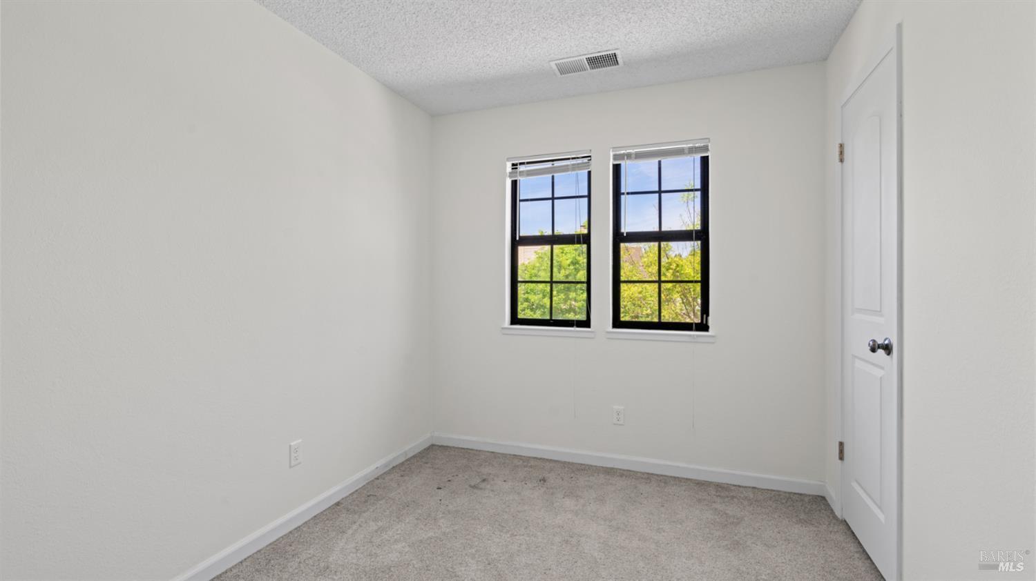 2306 Maher Drive Santa Rosa, CA 95405 - Photo 24 of 28 an empty room with windows