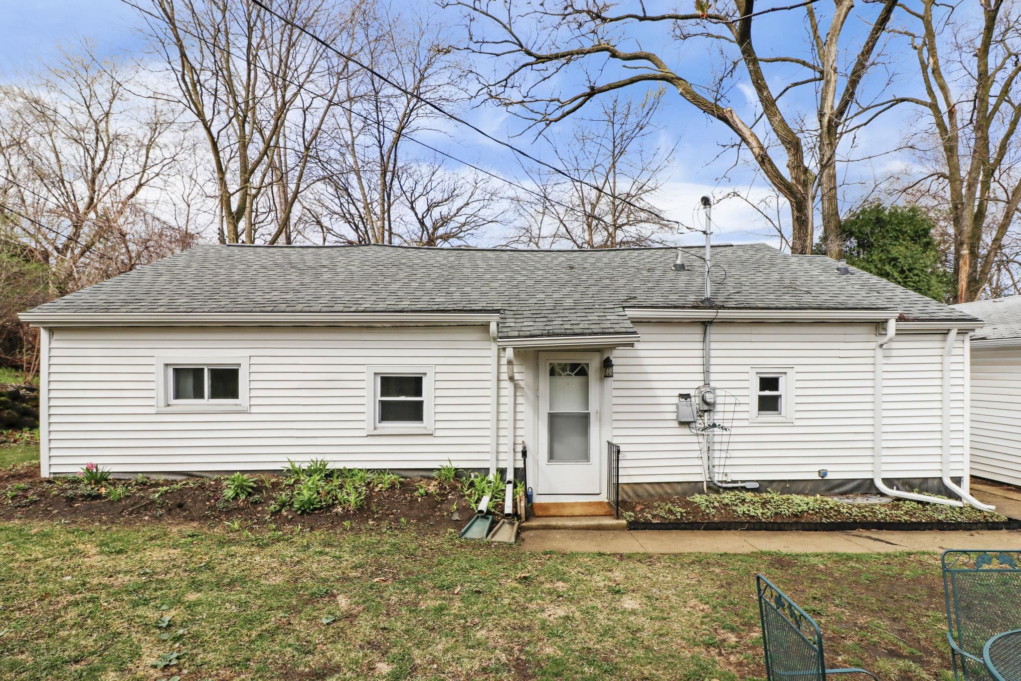 821 Gary Street Madison, WI 53716 - Photo 6 of 37