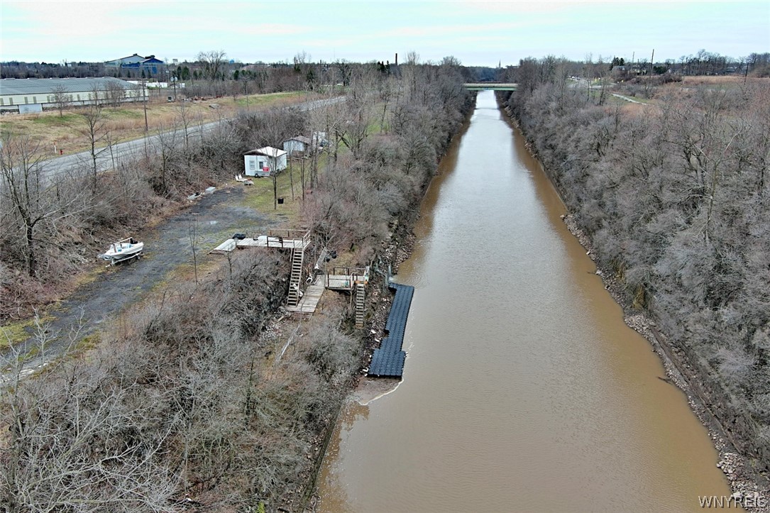 340 Hinman Road Lockport City, NY 14094 - Photo 2 of 15