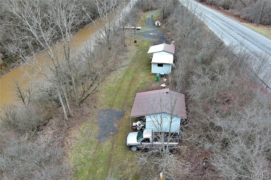 340 Hinman Road Lockport City, NY 14094 - Photo 3 of 15