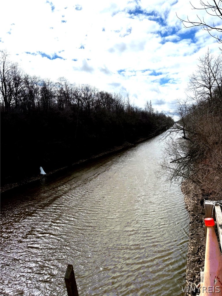 340 Hinman Road Lockport City, NY 14094 - Photo 9 of 15