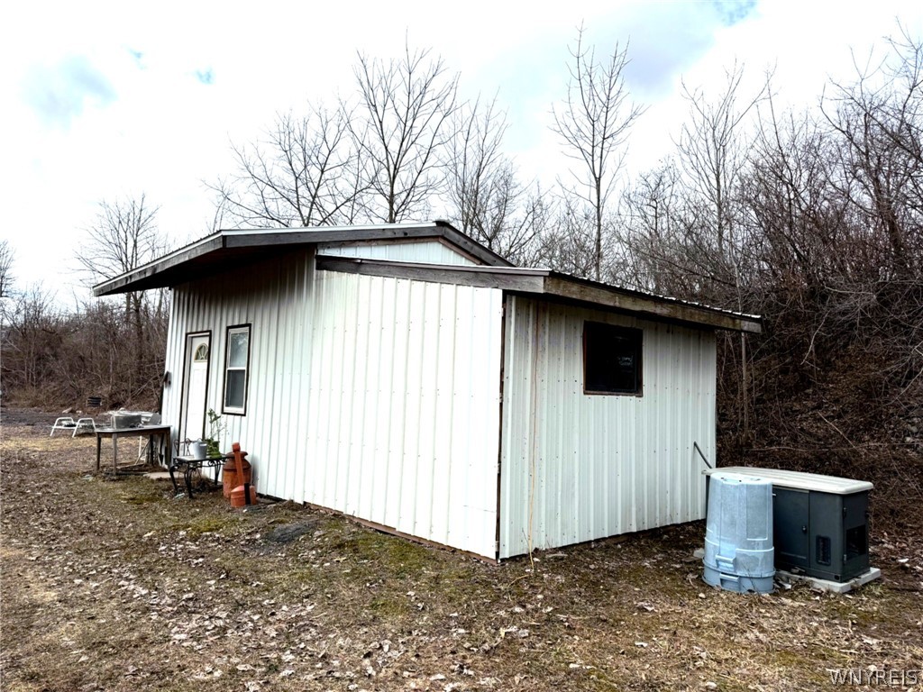 340 Hinman Road Lockport City, NY 14094 - Photo 10 of 15