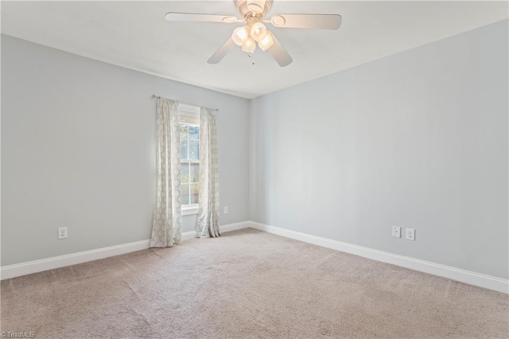 8450 Red Road Rockwell, NC 28138 - Photo 35 of 49 middle bedroom