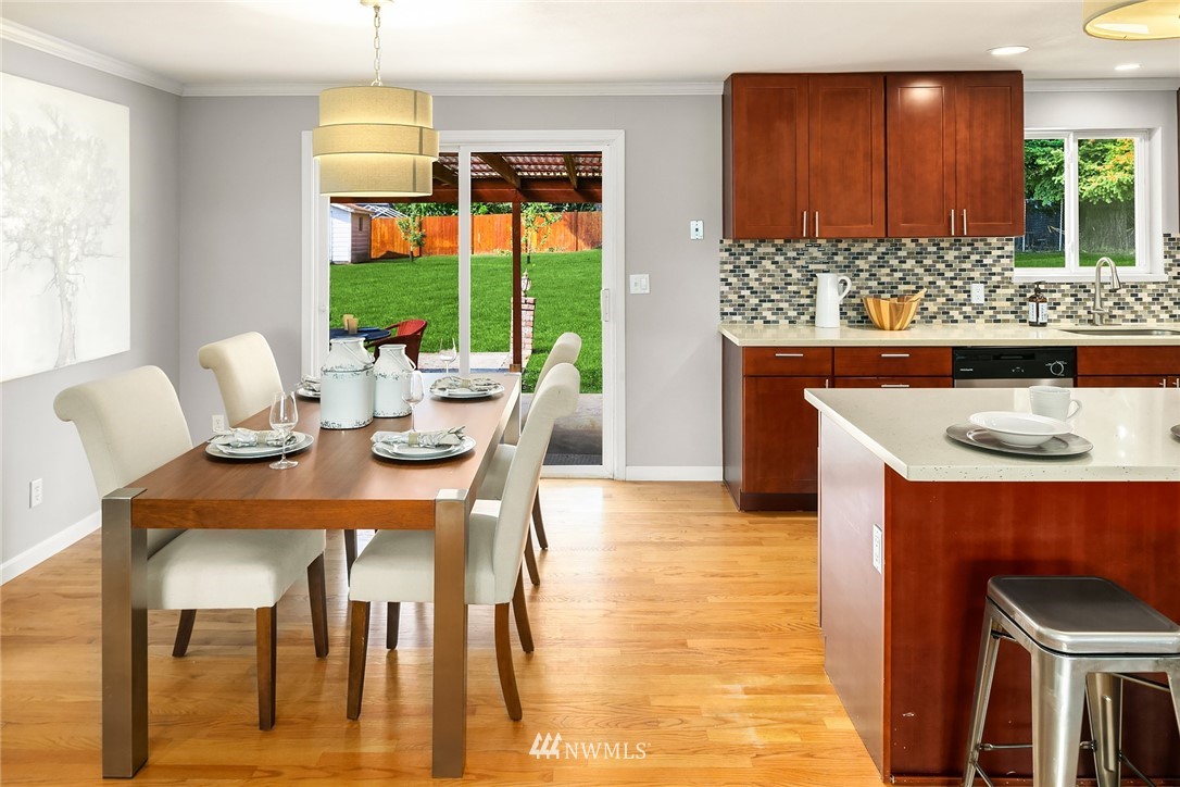 17322 Southeast 134th Street Renton, WA 98059 - Photo 11 of 31 Gallery Image 11