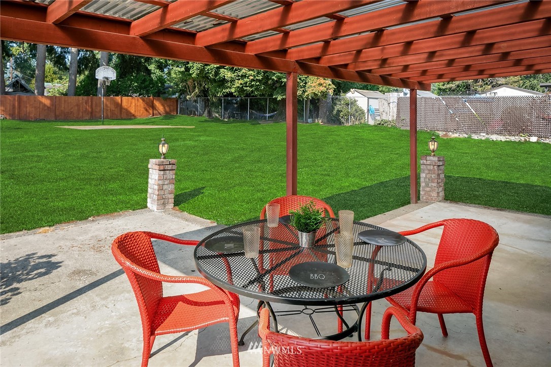 17322 Southeast 134th Street Renton, WA 98059 - Photo 25 of 31 Gallery Image 25