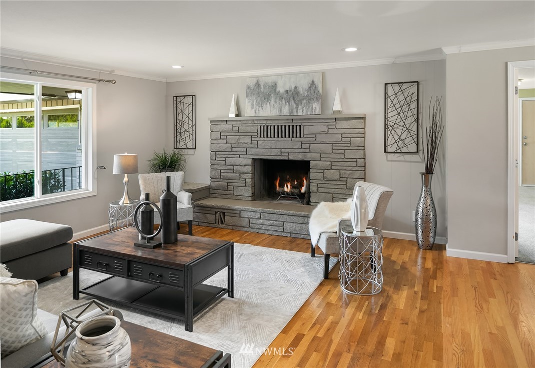 17322 Southeast 134th Street Renton, WA 98059 - Photo 5 of 31 Gallery Image 5