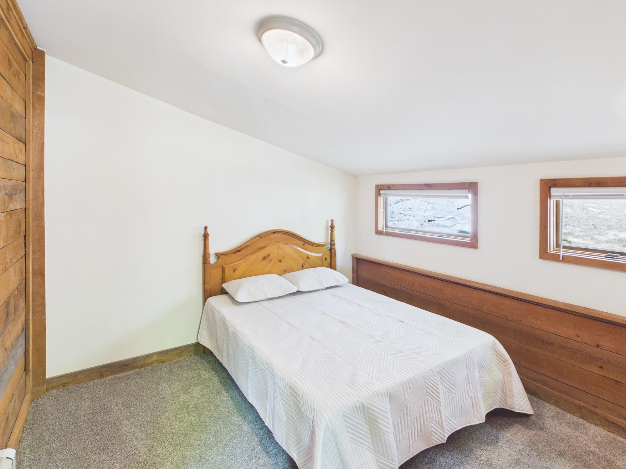 10953 East Pobuda Road Suttons Bay, MI 49682 - Photo 15 of 47