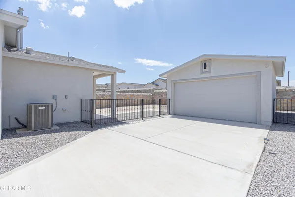 $295,000 | 546 Spanish Oak Drive, Canutillo, TX 79835