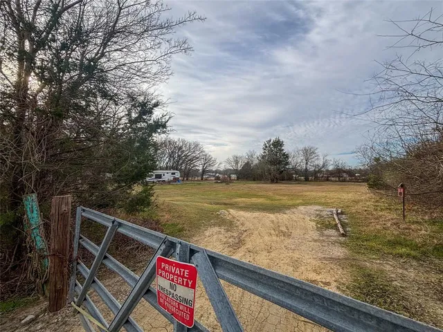 $130,000 | 7705 Hollow Court, Terrell, TX 75161