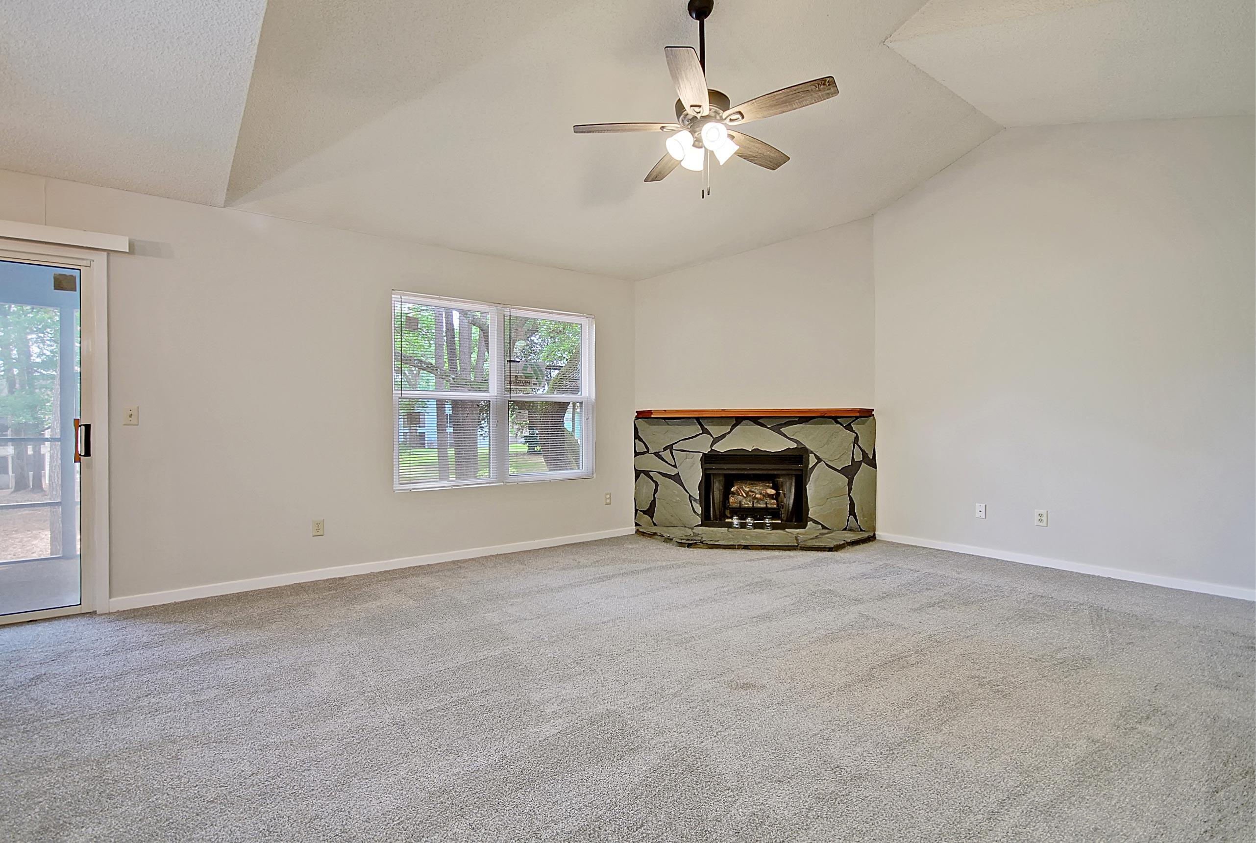 2011 Coldspring Drive, Unit F North Charleston, SC 29406 - Photo 4 of 22 CREM_2011 Coldspring Unit F_005