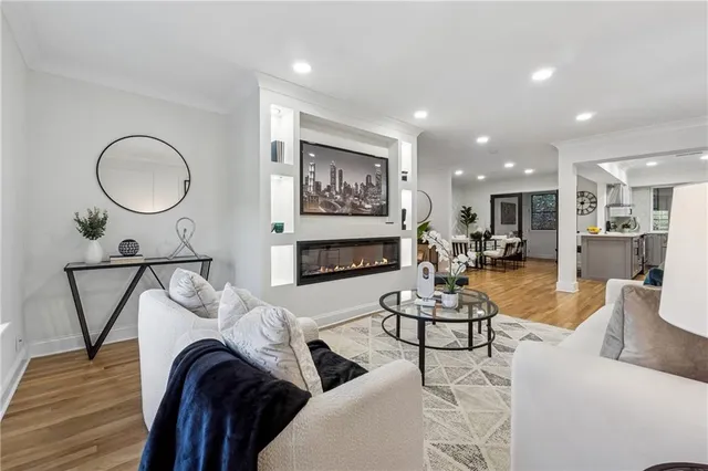 $388,900 | 106 La Rue Place Northwest, Atlanta, GA 30327