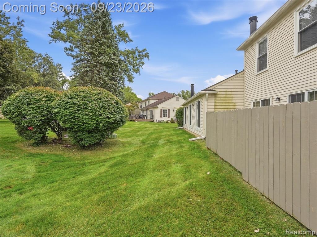 1204 Kings Cove Drive Rochester Hills, MI 48306 - Photo 39 of 46 Gallery Image 39