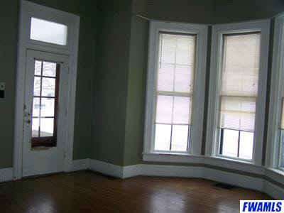 413 Adams Street Decatur, IN 46733 - Photo 2 of 5