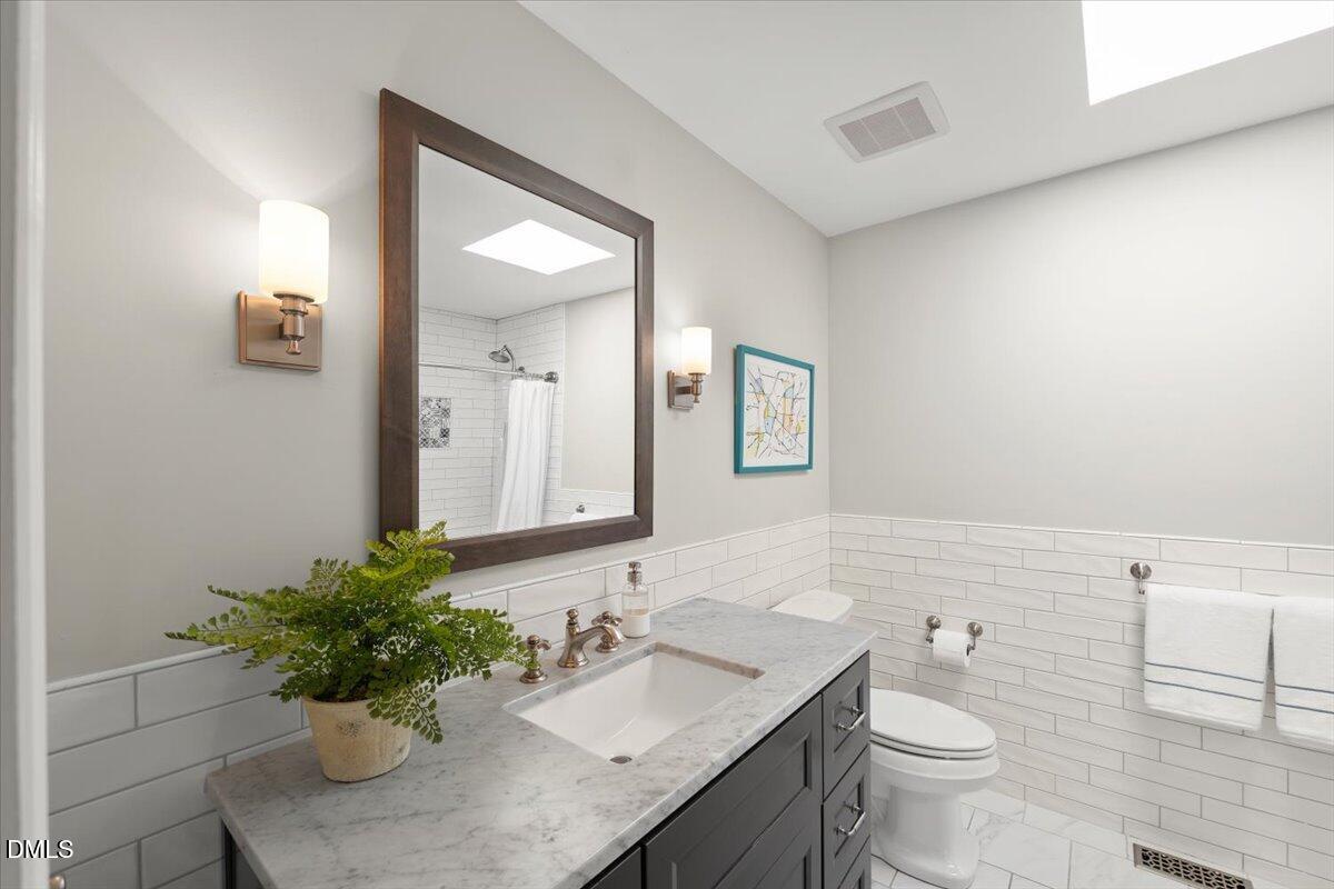 4711 Pamlico Drive Raleigh, NC 27609 - Photo 19 of 47