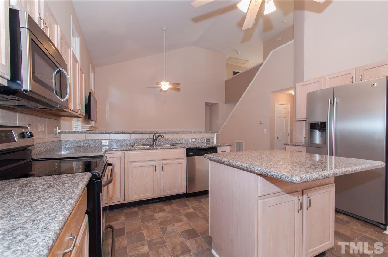 13204 Ellesmere Court Raleigh, NC 27614 - Photo 11 of 25 Gallery Image 11