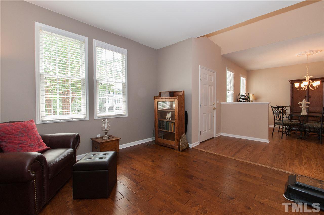 13204 Ellesmere Court Raleigh, NC 27614 - Photo 3 of 25 Gallery Image 3