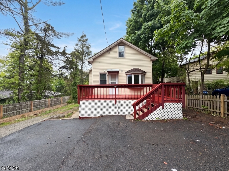 20 Alpine Road Montville, NJ 07082 - Photo 1 of 18