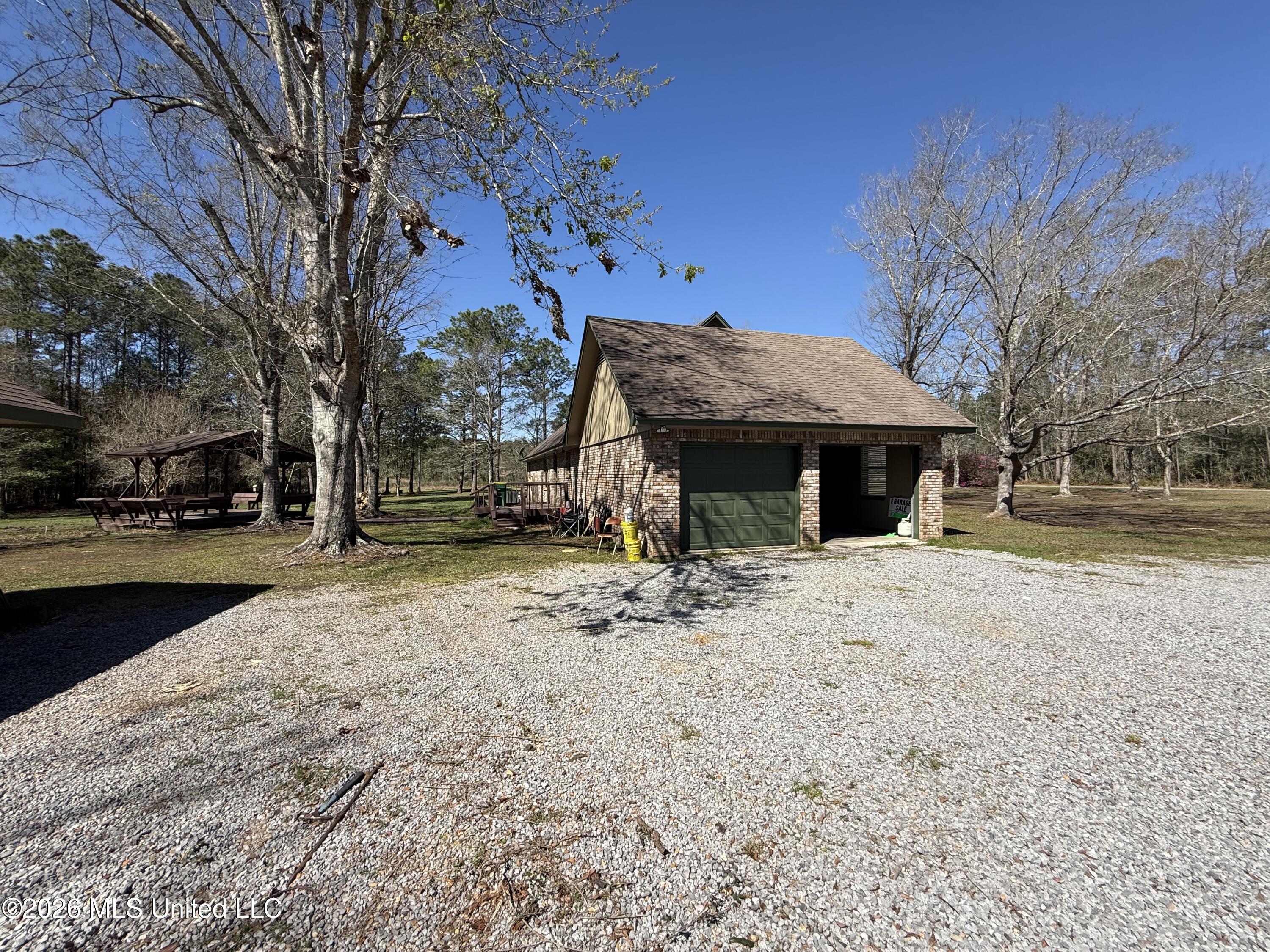 6312 Bond Hill Road Moss Point, MS 39562 - Photo 8 of 54 IMG_7577