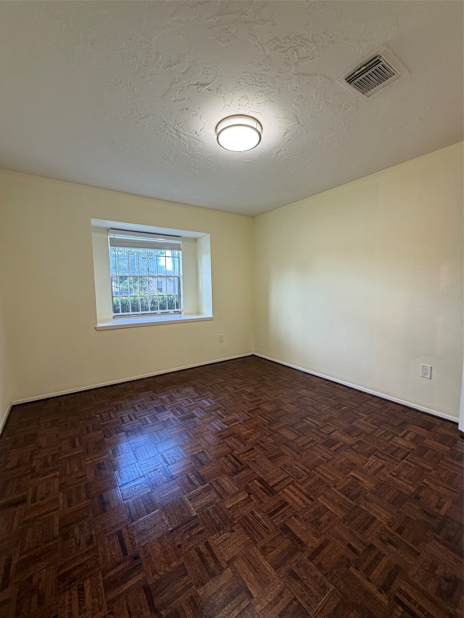 11419 Sharpcrest Street Houston, TX 77072 - Photo 14 of 22 Gallery Image 14