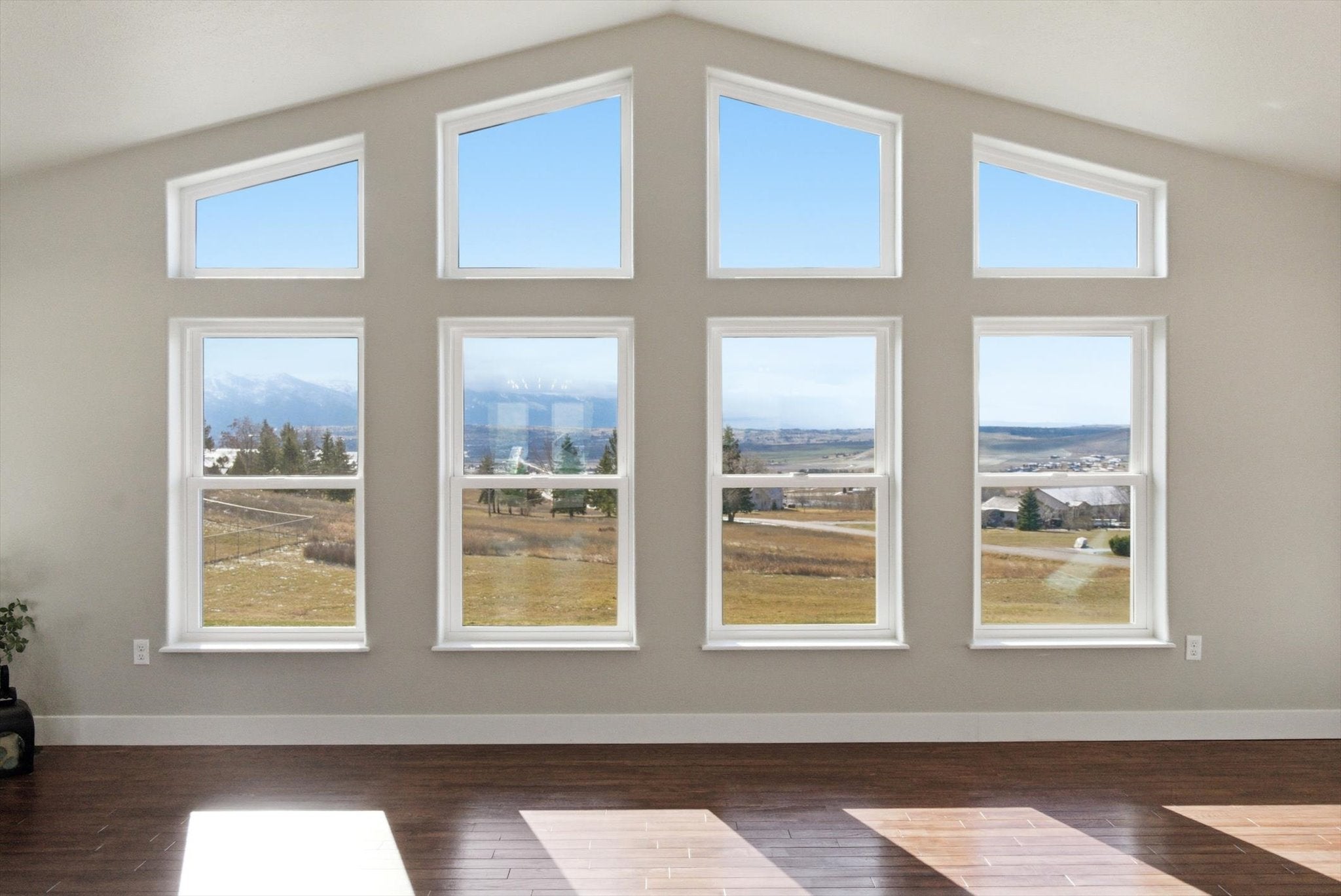 33602 Meadow Road Polson, MT 59860 - Photo 9 of 67 Gallery Image 9